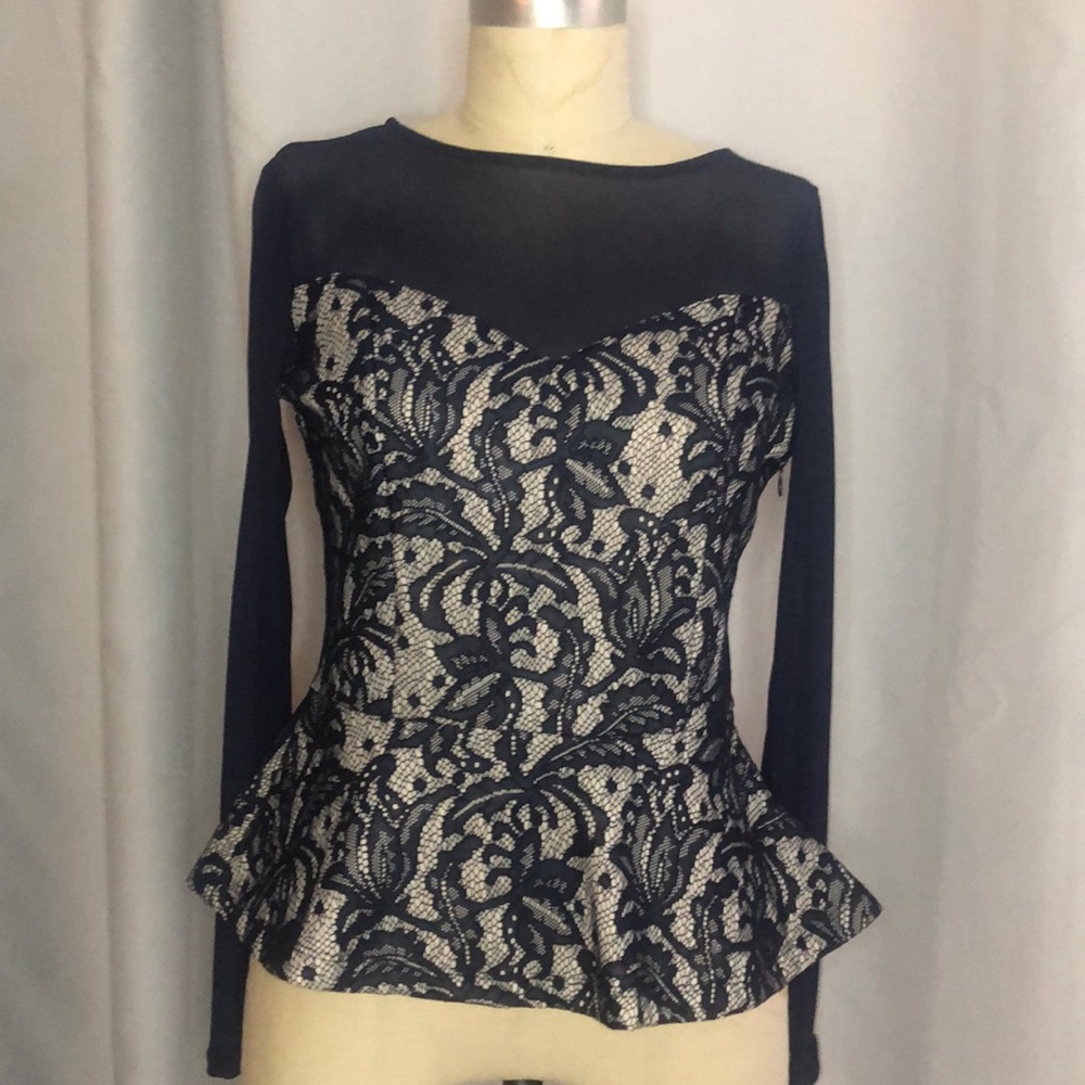 Bebe long sleeve blouse size Small